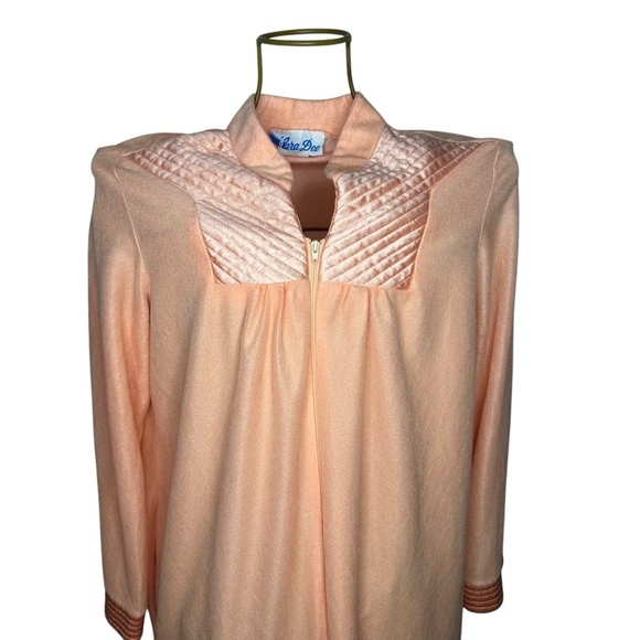 Lara Dee Vintage Half Zip Night gown / Night Dress - Women’s Size M - Peach - Picture 5 of 9